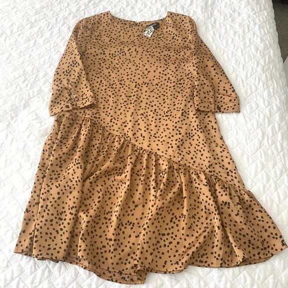 NWT Satin Ruffle Dress Size S Dots Cheetah - Picture 2 of 8